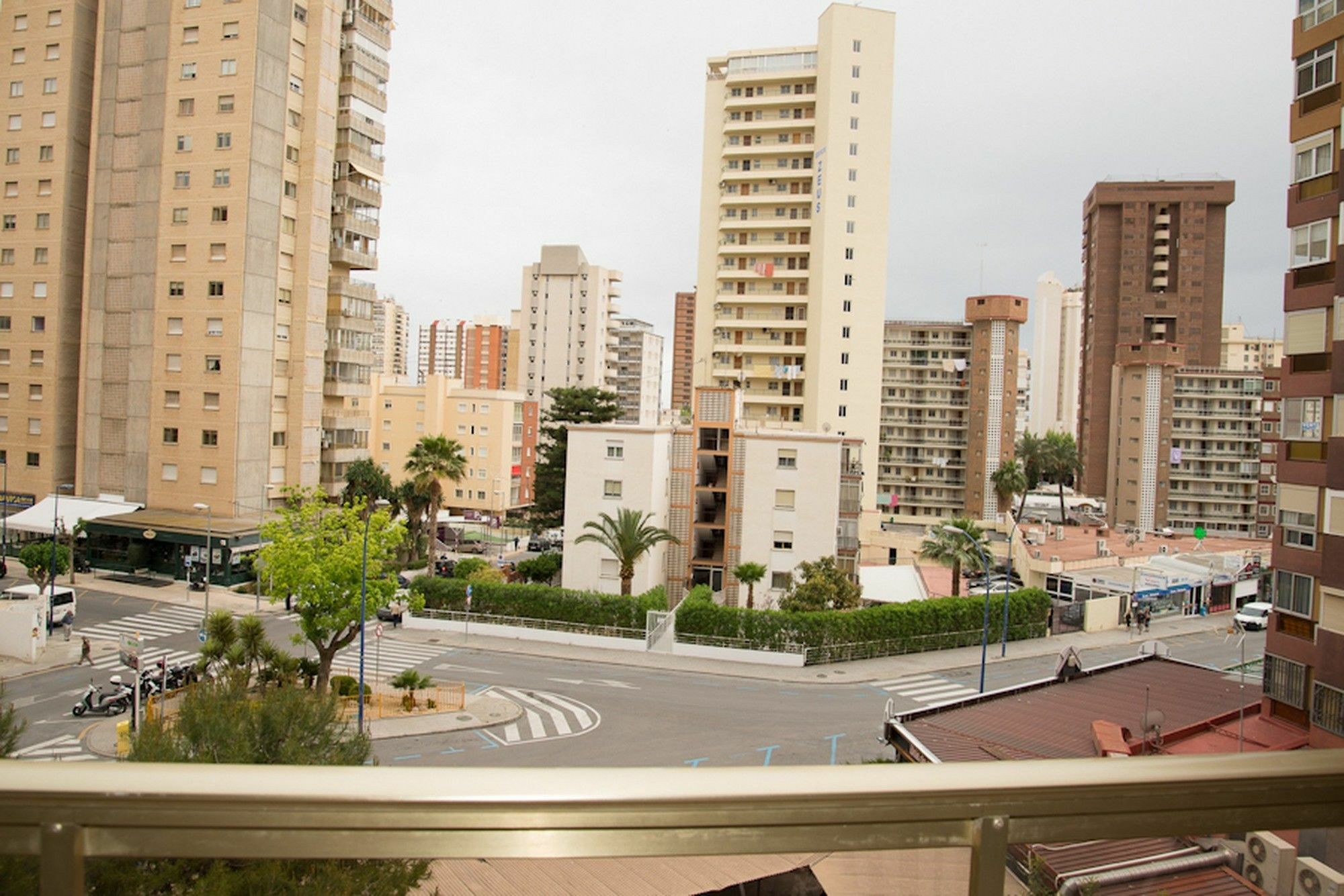 La Cigueena Alquilevante Benidorm Dış mekan fotoğraf